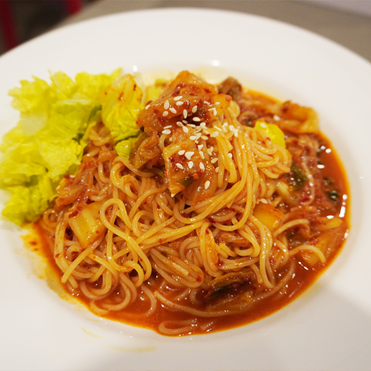 Easy Kimchi Bibim Noodles